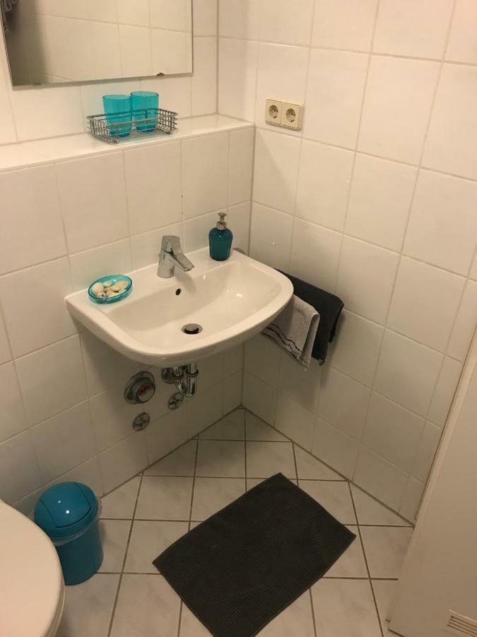 Kleine Wohnung Im Gruenen Dresden Buitenkant foto