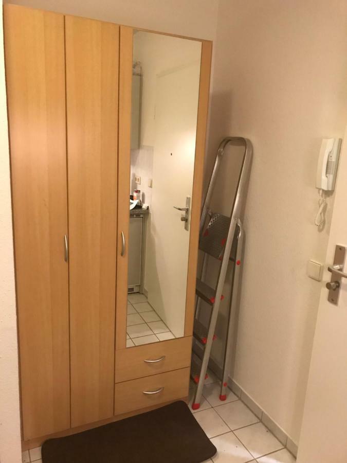 Kleine Wohnung Im Gruenen Dresden Buitenkant foto